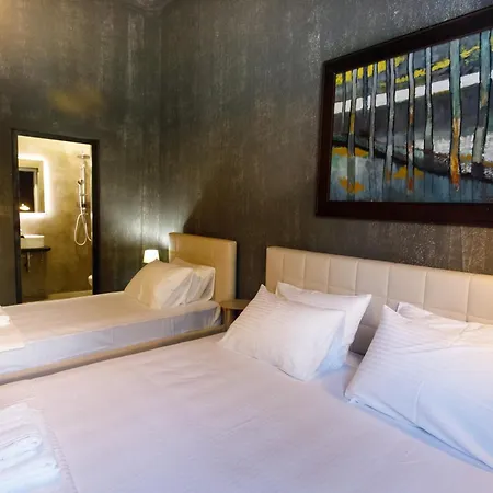Studio31apartments City Center تيرانا