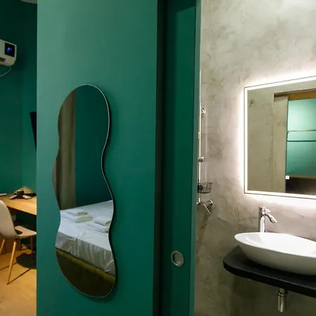 Studio31apartments City Center تيرانا